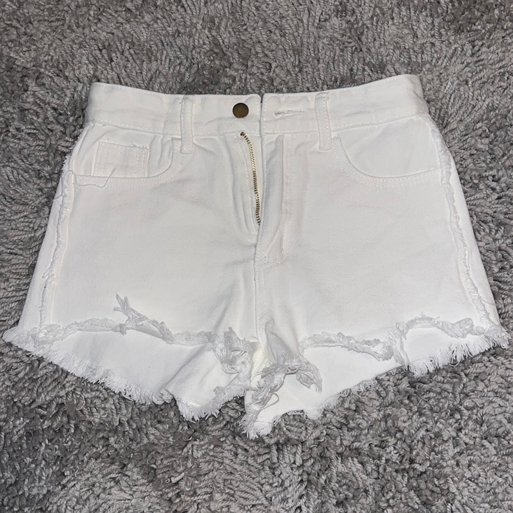 White shein shorts. Size xs